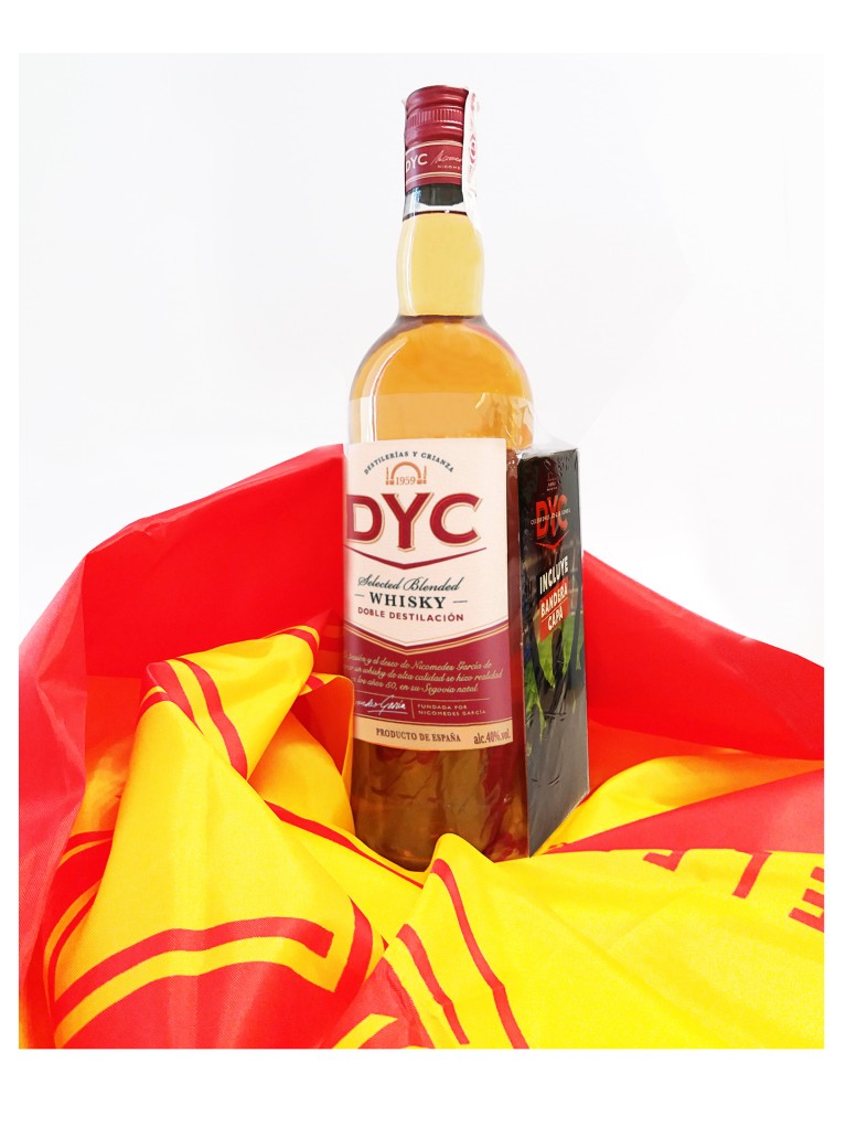 Whisky Pack DYC 5 Años 1L + Bandera selección española
