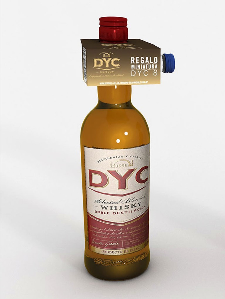Whisky Pack DYC 5 Años 1L + miniatura 5cl DYC 8